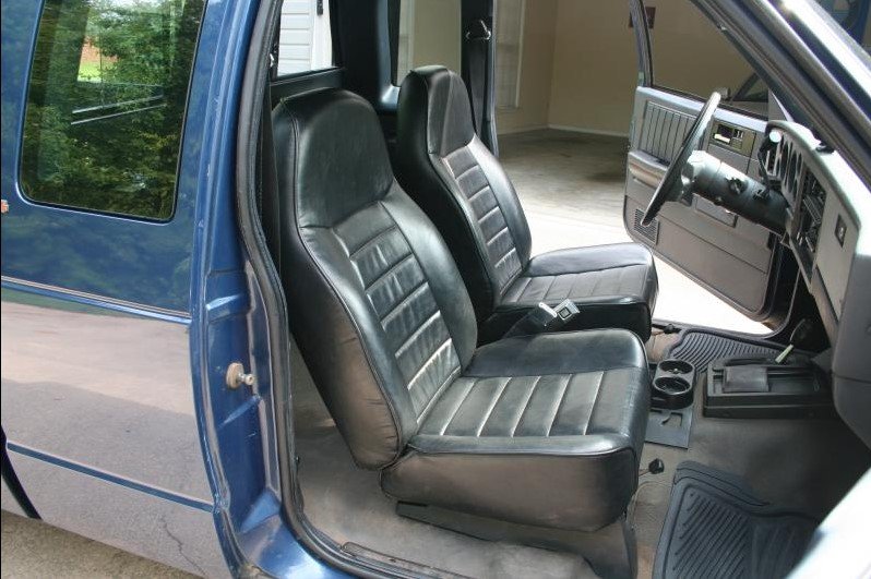 What Seats Will Fit In A S10